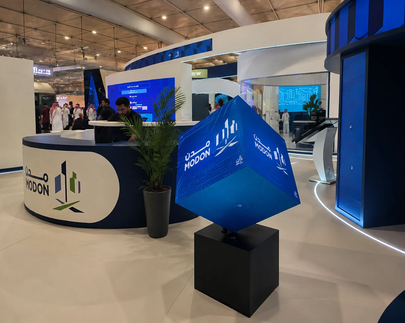 تأجير وتركيب شاشة LED مكعبة للمعارض والمؤتمرات في الرياض — صورة 1 | الأحداث الأنيقة
